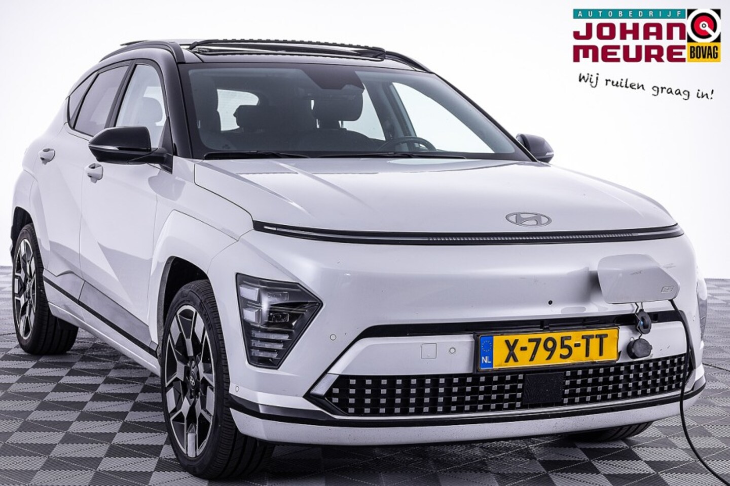 Hyundai Kona - Premium Sky 65.4 kWh ✅ 1e Eigenaar - AutoWereld.nl