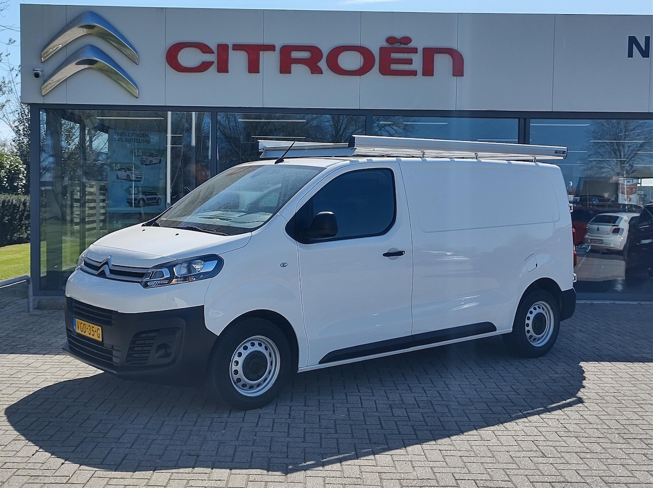 Citroën Jumpy - 2.0 BlueHDI 120 M Club 2.0 BlueHDI 120 M Club - AutoWereld.nl