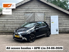 Toyota Aygo - 1.0 VVT-i x-wave | Clima | Navi | Keyless | Camera | Nieuwe APK | Top