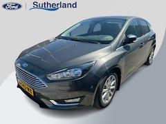 Ford Focus - 1.0 Titanium 125pk | Navigatie | Trekhaak