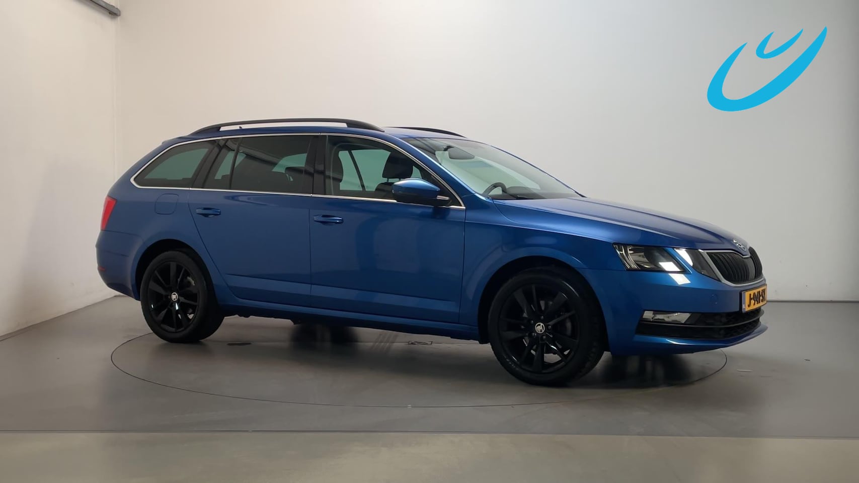 Skoda Octavia Combi - 1.5 TSI 150pk DSG Greentech Business Edition Leder-Stof Navigatie Parkeersensoren Stoelver - AutoWereld.nl