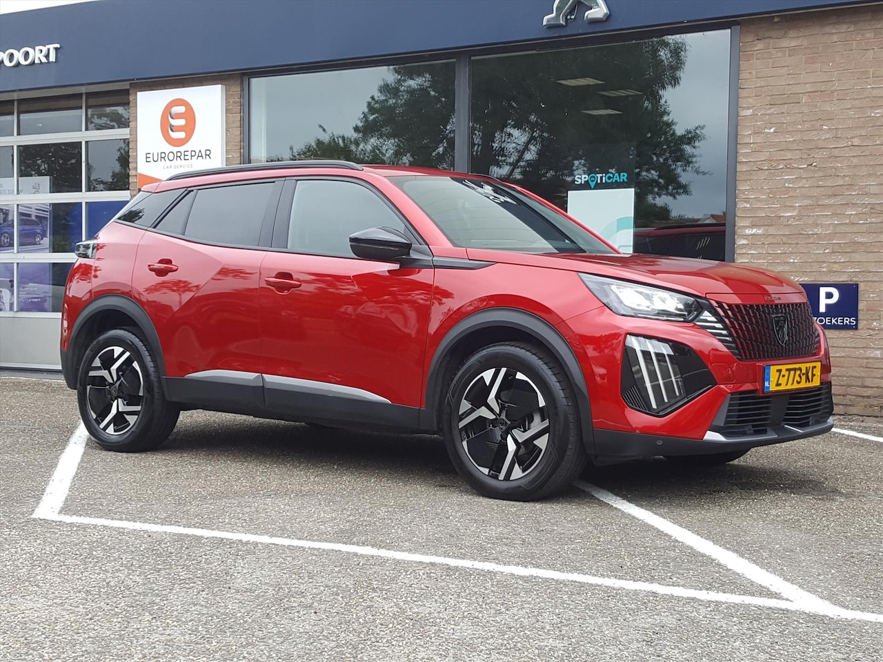 Peugeot 2008 - 1.2 Puretech 100pk Allure Navigatie | Apple Carplay & Android Auto | Cruise & Climate cont - AutoWereld.nl