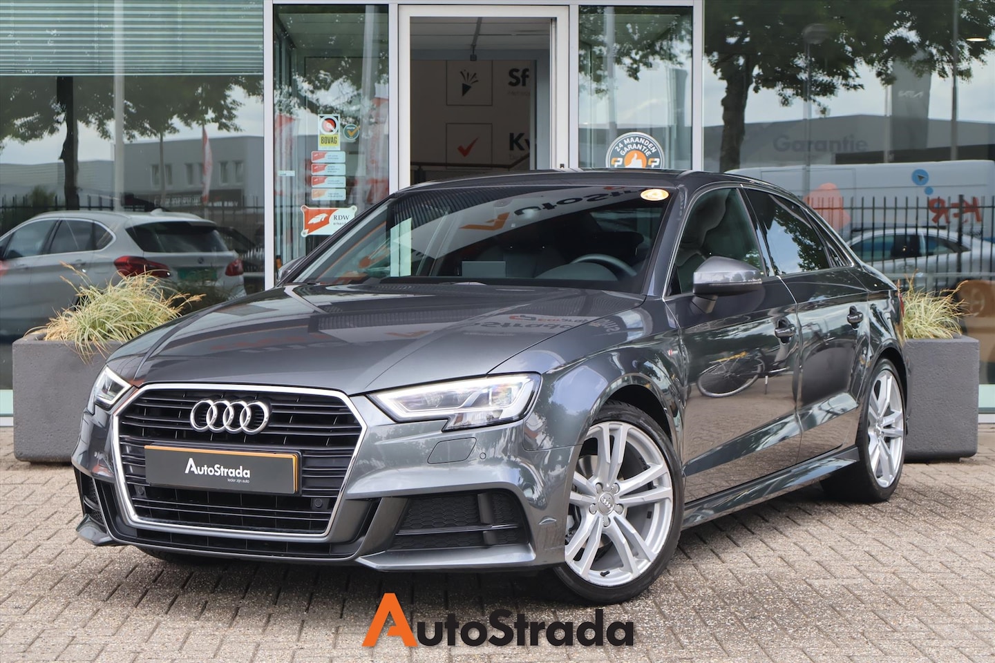 Audi A3 Limousine - 35 TFSI S-Line 150pk | Virtual | Carplay | Cruise | Climate | Stoelverwarming | Automaat | - AutoWereld.nl