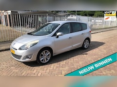 Renault Grand Scénic - 1.4 TCe 131pk 2e eigenaar Clima Navi Trekhaak 1300kg