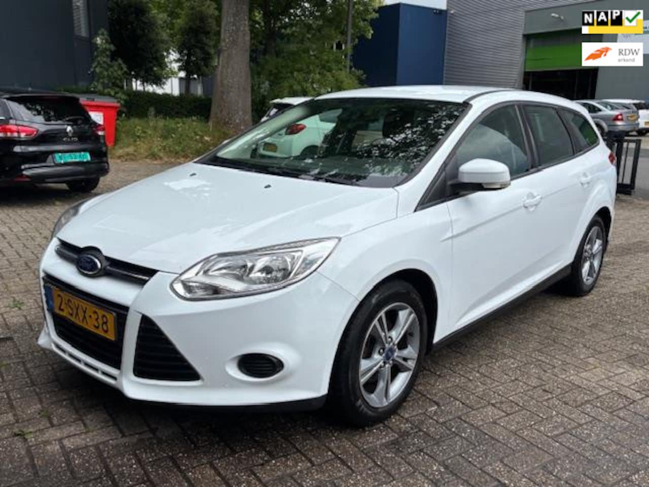 Ford Focus Wagon - 1.0 EcoBoost Edition Navi / Dealer onderh/1e eigenaar! ZIE TEKST! - AutoWereld.nl