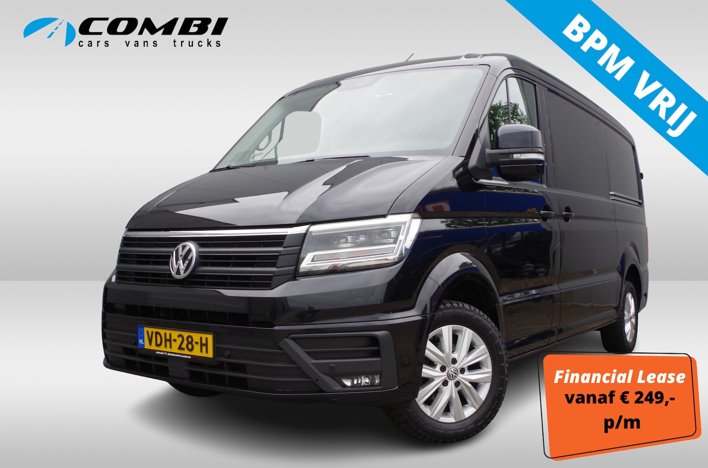 Volkswagen Crafter - 30 2.0 TDI L3H2 Highline > 177pk/Dubbele schuifdeur/automaat/camera/comfort stoel... - AutoWereld.nl