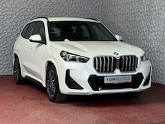 BMW X1 - XDRIVE 25E M-SPORT LED ELEK.KLEP NAVI STOELVERW M-SHADOW LINE CARPLAY/ANDROID ZWARTE.HEMEL