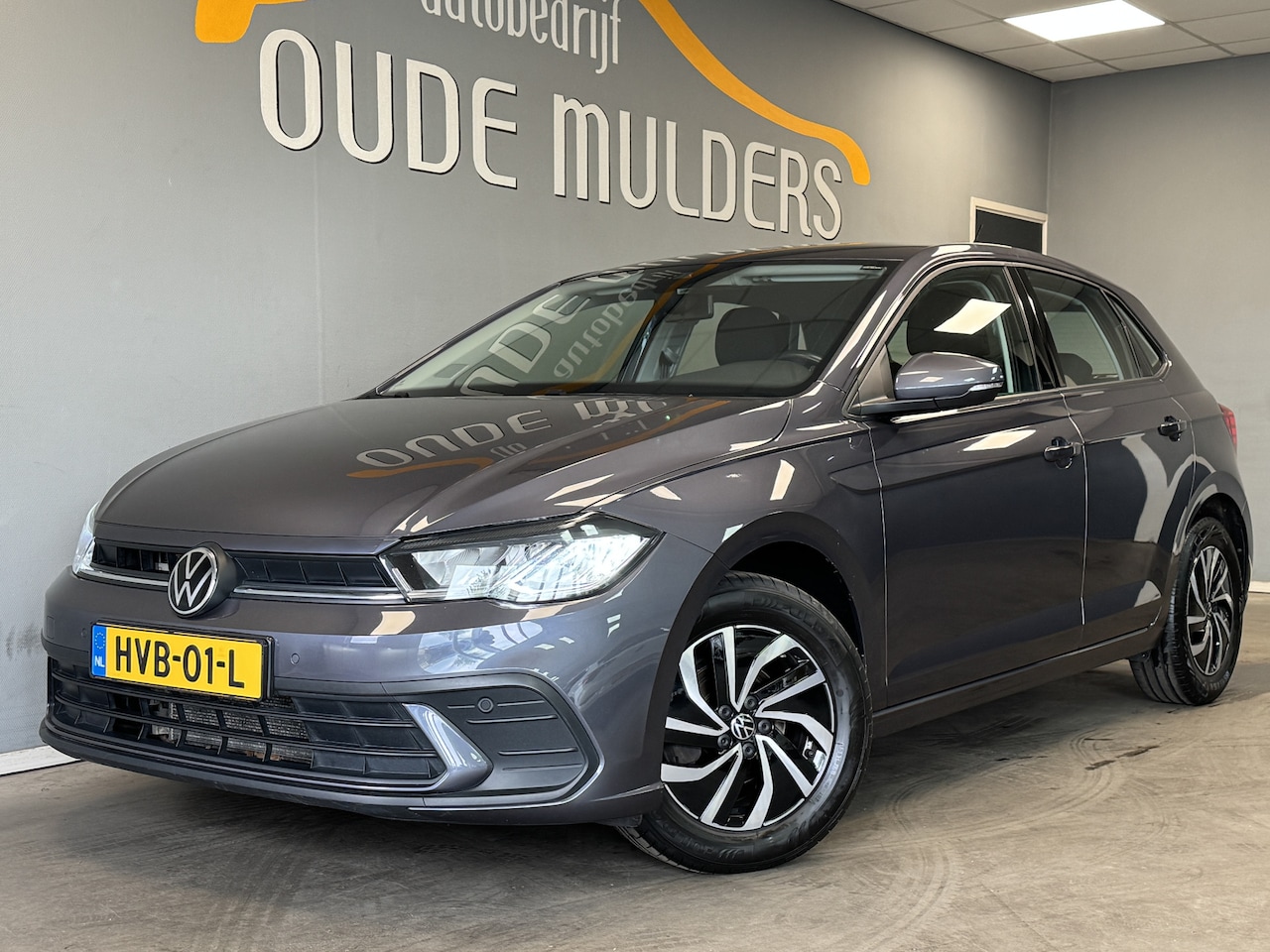Volkswagen Polo - 1.0 TSI Life Business Stoelverwarming/Carplay/ACC - AutoWereld.nl