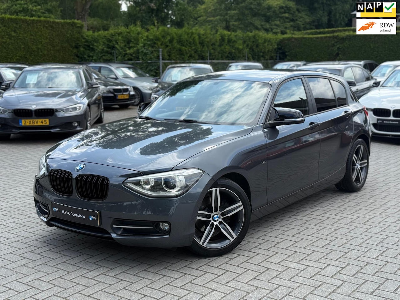 BMW 1-serie - 116i EDE Upgrade Edition|Nieuwe Ketting + Klepseals|Leder|Navigatie|Cruise control|Nette s - AutoWereld.nl