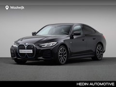 BMW i4 - eDrive35 70 kWh | M-Sportpakket | 19'' M-Lichtmetaalvelgen Y-Spaak | Achteruitrijcamera |