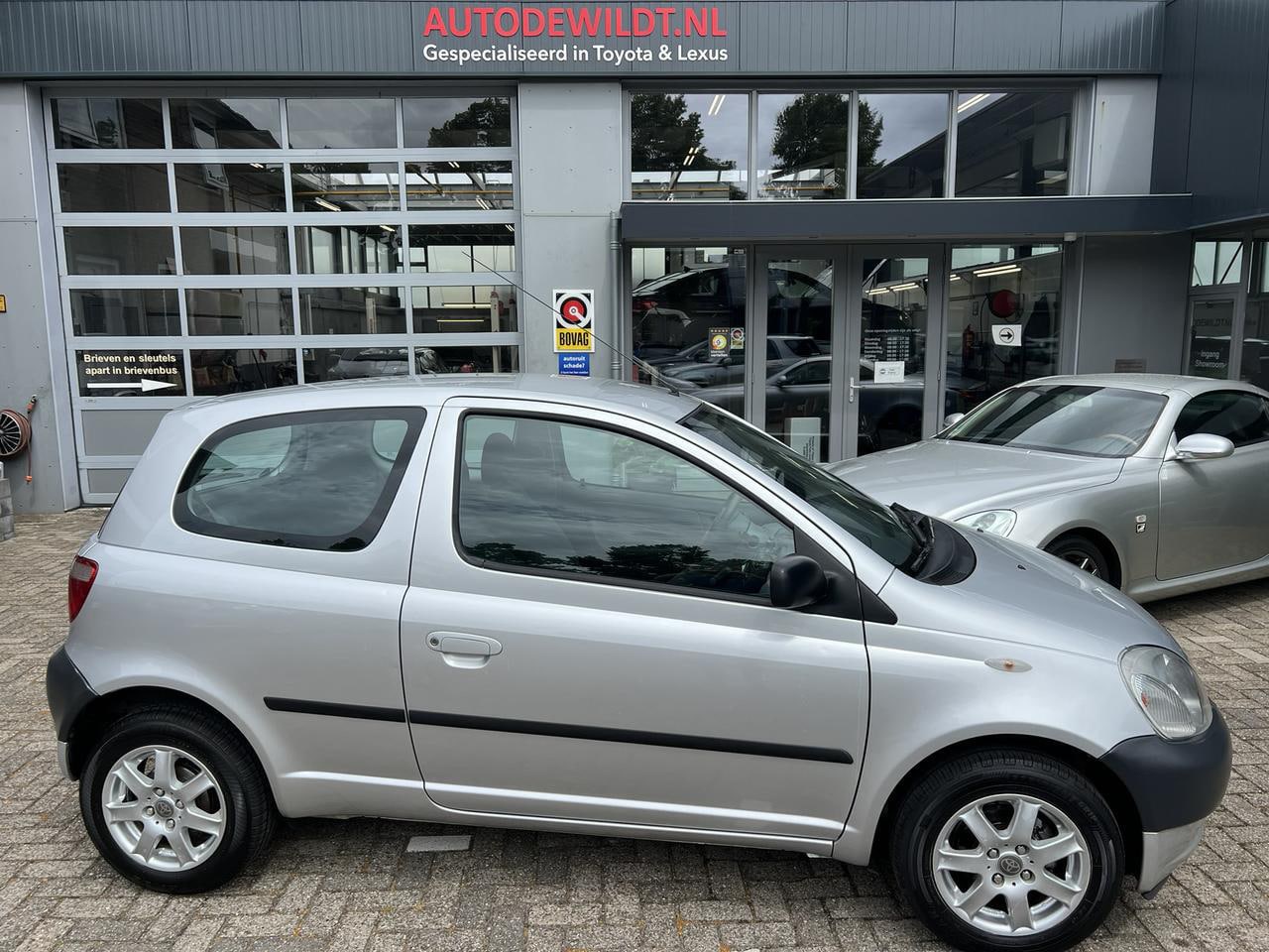 Toyota Yaris - 1.0-16V VVT-i YORIN 1.0 16v VVT-i Yorin 3-drs + NIEUWE APK - AutoWereld.nl