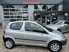 Toyota Yaris - 1.0 16v VVT-i Yorin 3-drs + NIEUWE APK