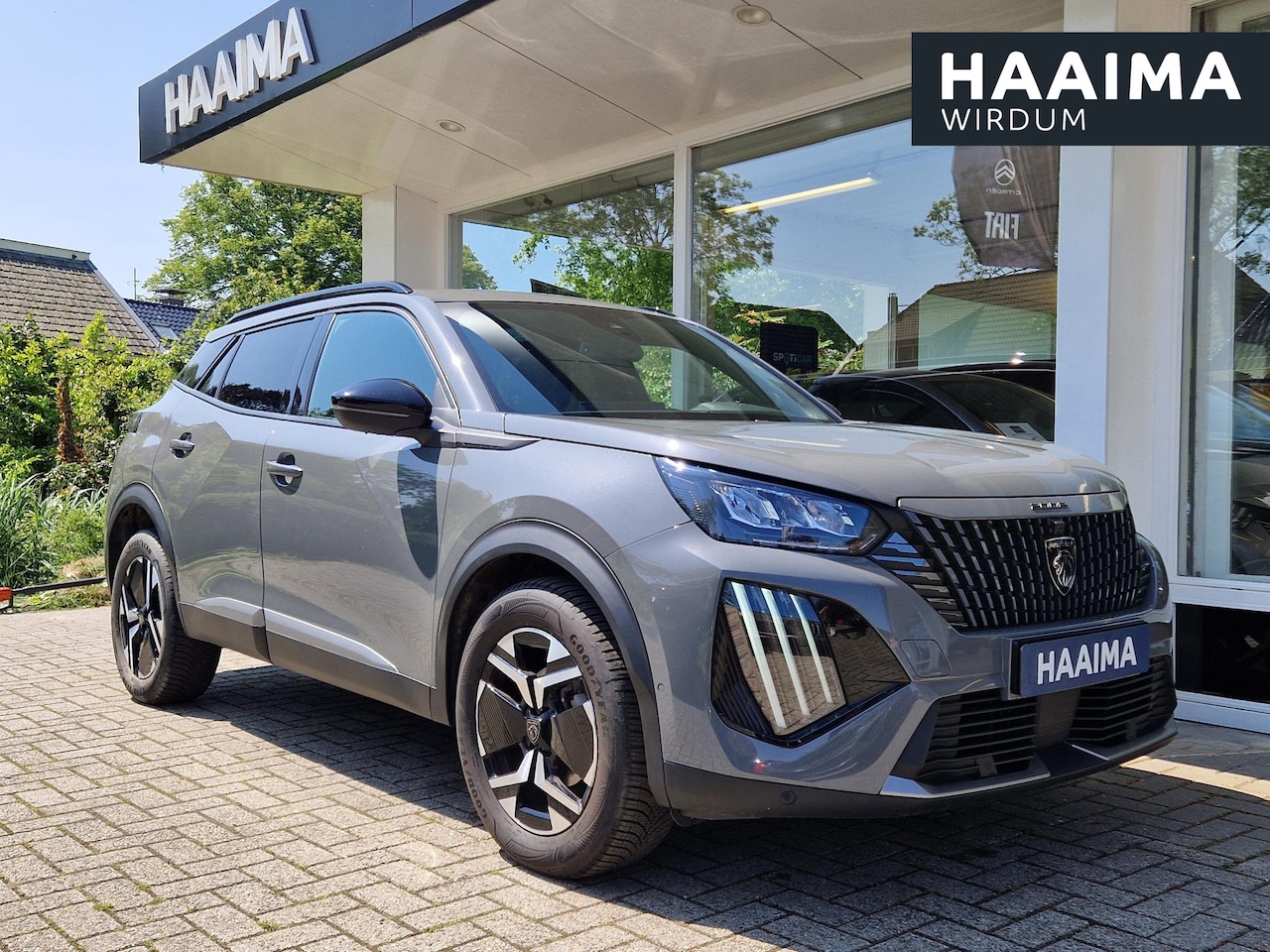 Peugeot 2008 - 1.2 Hybrid 136 Allure | VERWACHT | Gris Selenium | Apple Carplay/Android Auto - AutoWereld.nl
