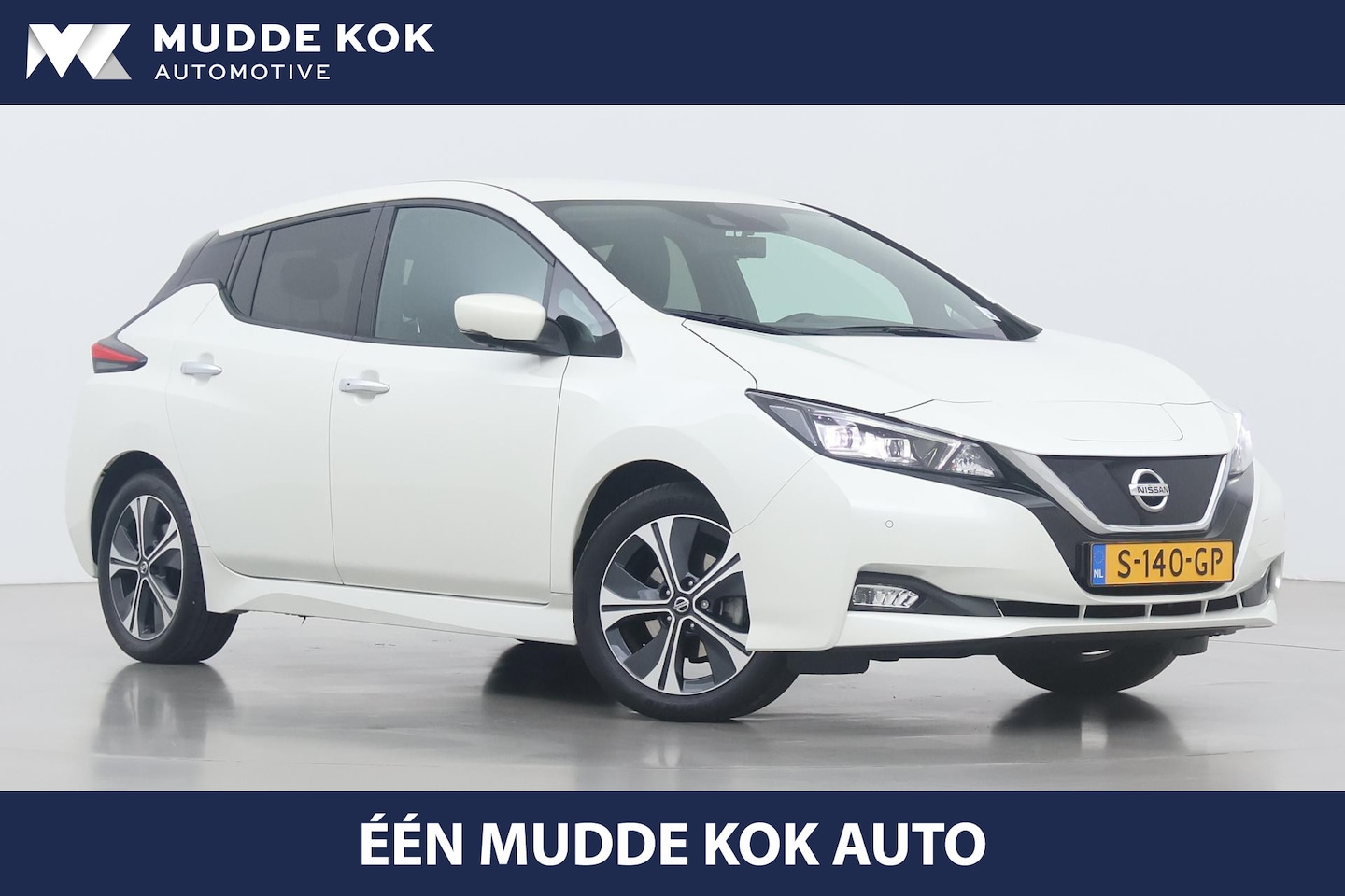Nissan LEAF - Business Executive 40 kWh | 360° Camera | Stoelverwarming | Getint Glas | Bose Audio - AutoWereld.nl