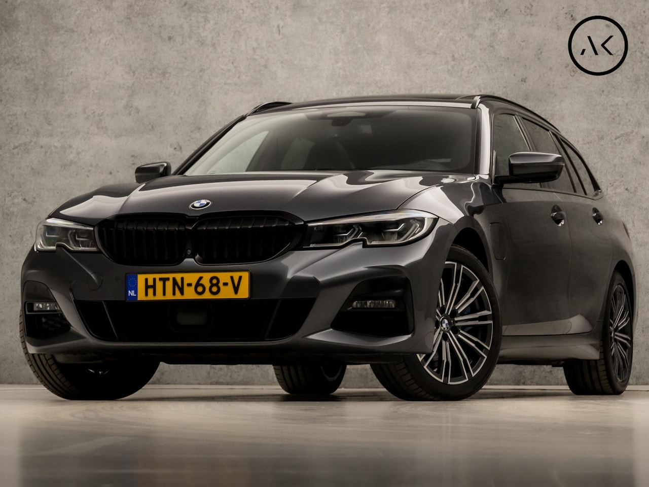 BMW 3-serie Touring - 330e xDrive M Sport 293Pk Automaat (PANORAMADAK, M PAKKET, LASER KOPLAMPEN, MEMORY SEATS, - AutoWereld.nl