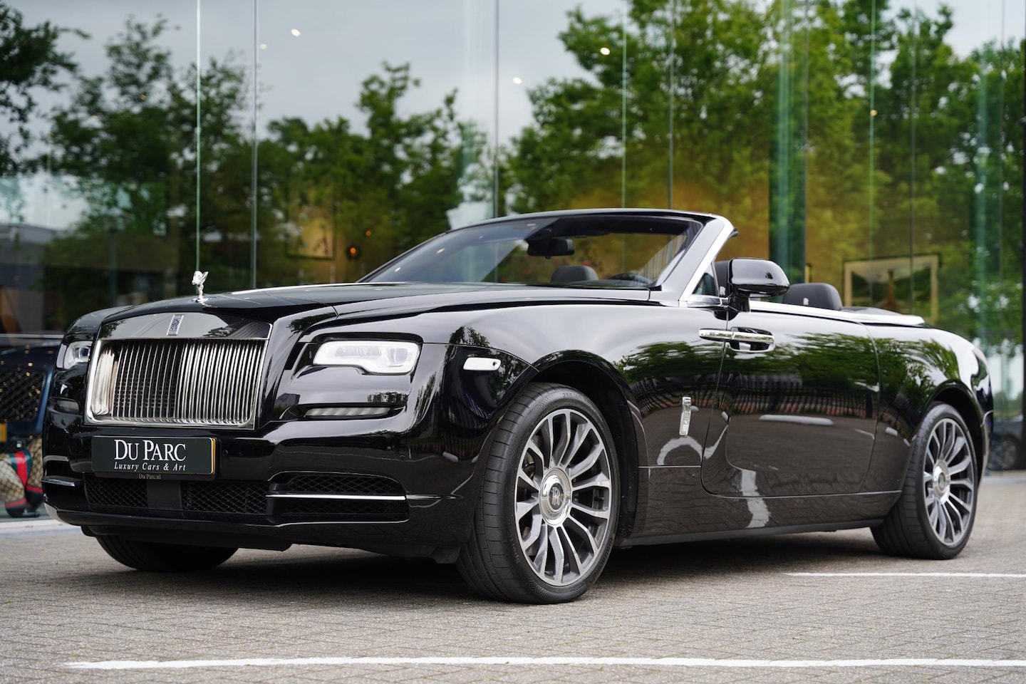 Rolls-Royce Dawn - 6.6 V12 Bespoke Audio Head up - AutoWereld.nl