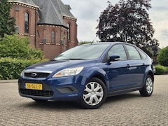 Ford Focus - 1.6 Trend