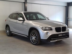 BMW X1 - xDrive20i Business+ Automaat (Clima/Cruise/Trekhaak)