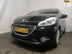 Peugeot 208 - 1.2 VTi Access - Airco - Schade