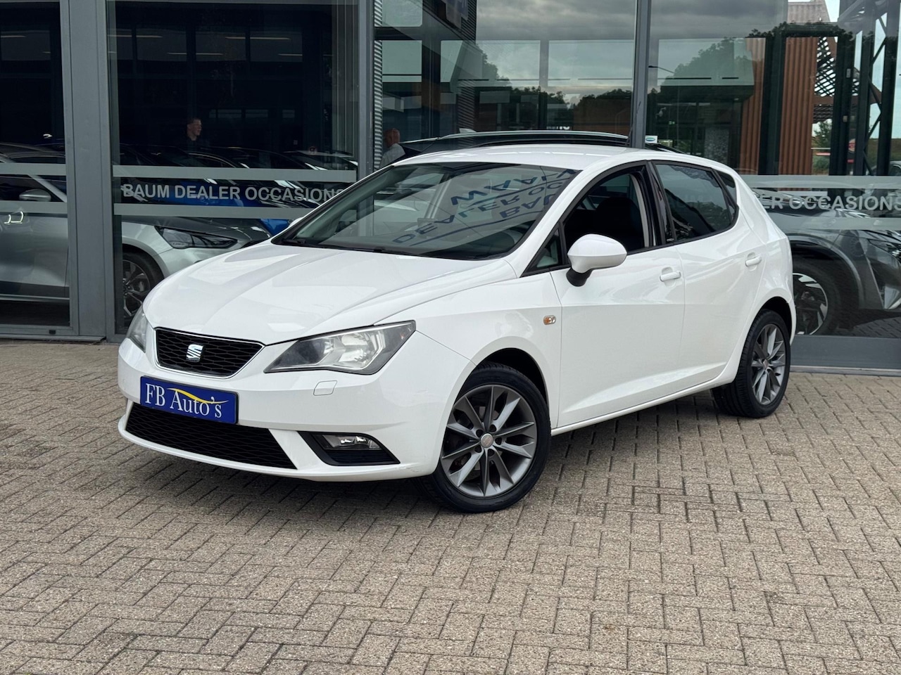 Seat Ibiza - 1.4 I-Tech Airco Lmv Navigatie - AutoWereld.nl