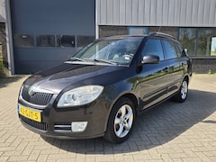 Skoda Fabia Combi - 1.4-16V Sport GETIK BOVEN IN DE MOTOR