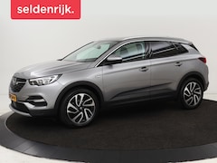 Opel Grandland X - 1.2 Turbo Business Executive | Cruise control | Afneembare trekhaak | DAB | Elektrische ac
