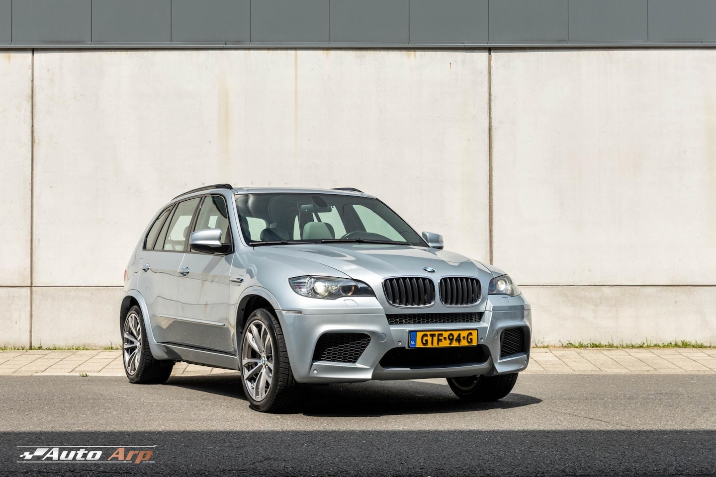 BMW X5 - 4.4i M 4.4i M - AutoWereld.nl