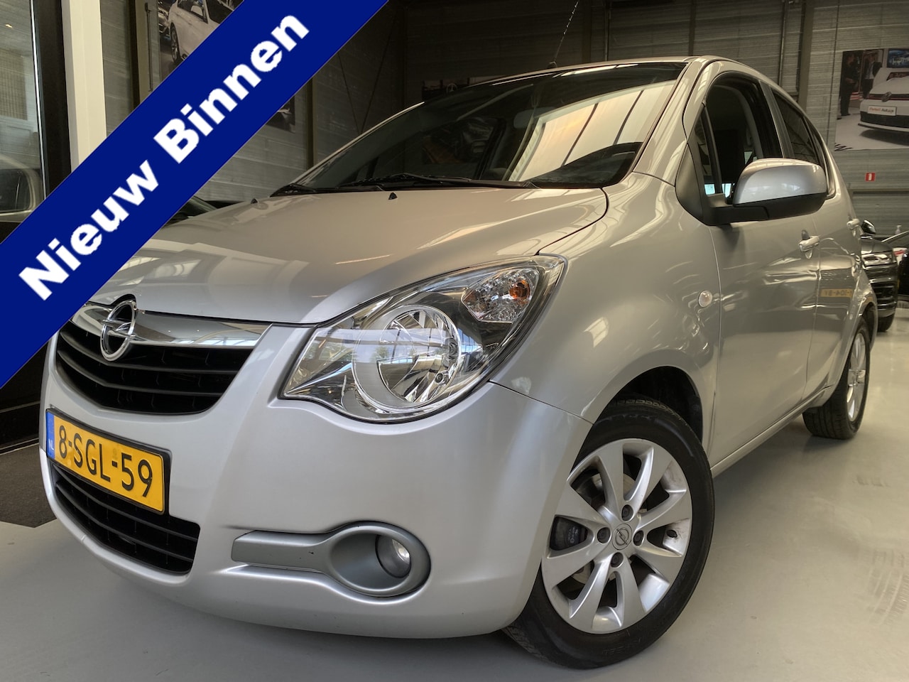Opel Agila - 1.0 Edition Airco, 5drs, Lichtmetaal - AutoWereld.nl