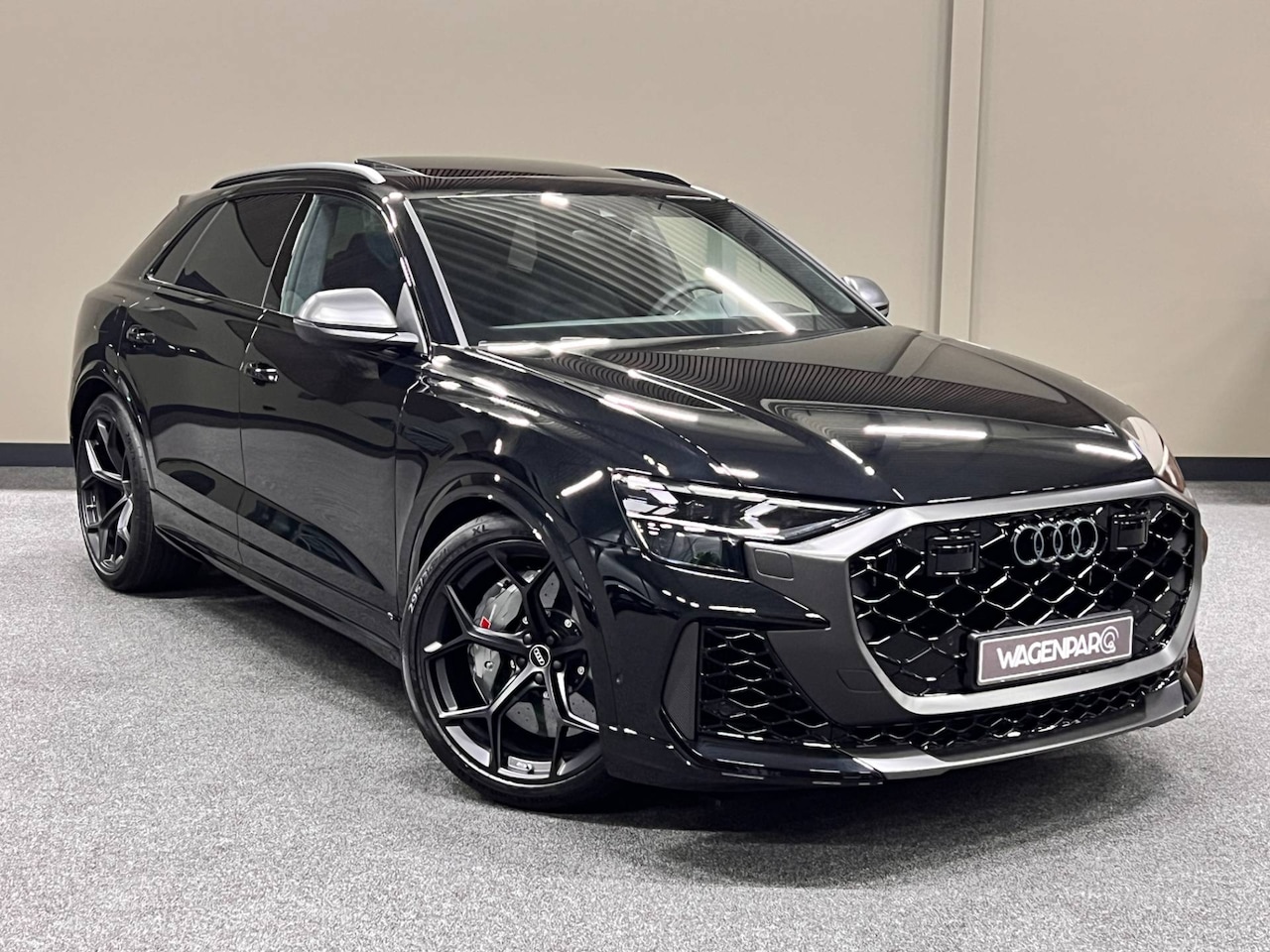Audi RSQ8 - Performance CARBON*B&O ADV*SPORT.DIFF*305 KM/H - AutoWereld.nl