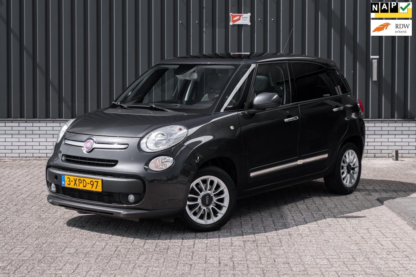 Fiat 500 L - 0.9 TwinAir Lounge*Airco*Panorama* - AutoWereld.nl