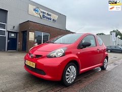 Toyota Aygo - 1.0-12V