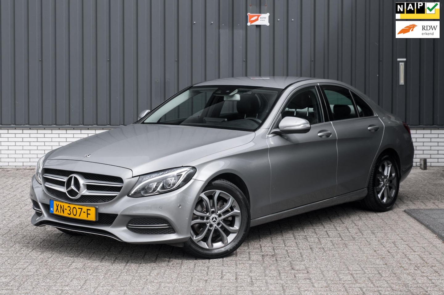 Mercedes-Benz C-klasse - 200 Prestige*Camera*Navigatie* - AutoWereld.nl