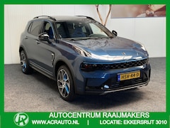 Lynk & Co 01 - 1.5 ZWARTE HEMEL 50 STUKS OP VOORRAAD VOL OPTIES 360 CAMERA ADAPTIVE CRUISE CONTROL PANORA