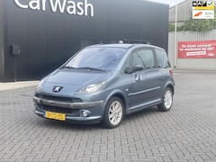 Peugeot 1007 - 1.6-16V Sporty