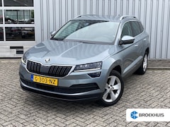 Skoda Karoq - 1.0 TSI Business Edition 115pk | Trekhaak | Cruise control | App connect | Keyless | Navig