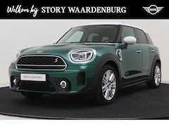 MINI Countryman - Cooper SE ALL4 Classic Automaat / Panoramadak / LED Verlichting / Navigatie / Parkeersenso