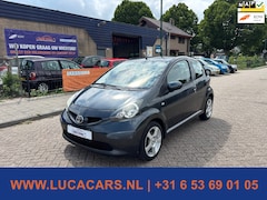 Toyota Aygo - 1.0-12V AIRCO + NIEUWE APK