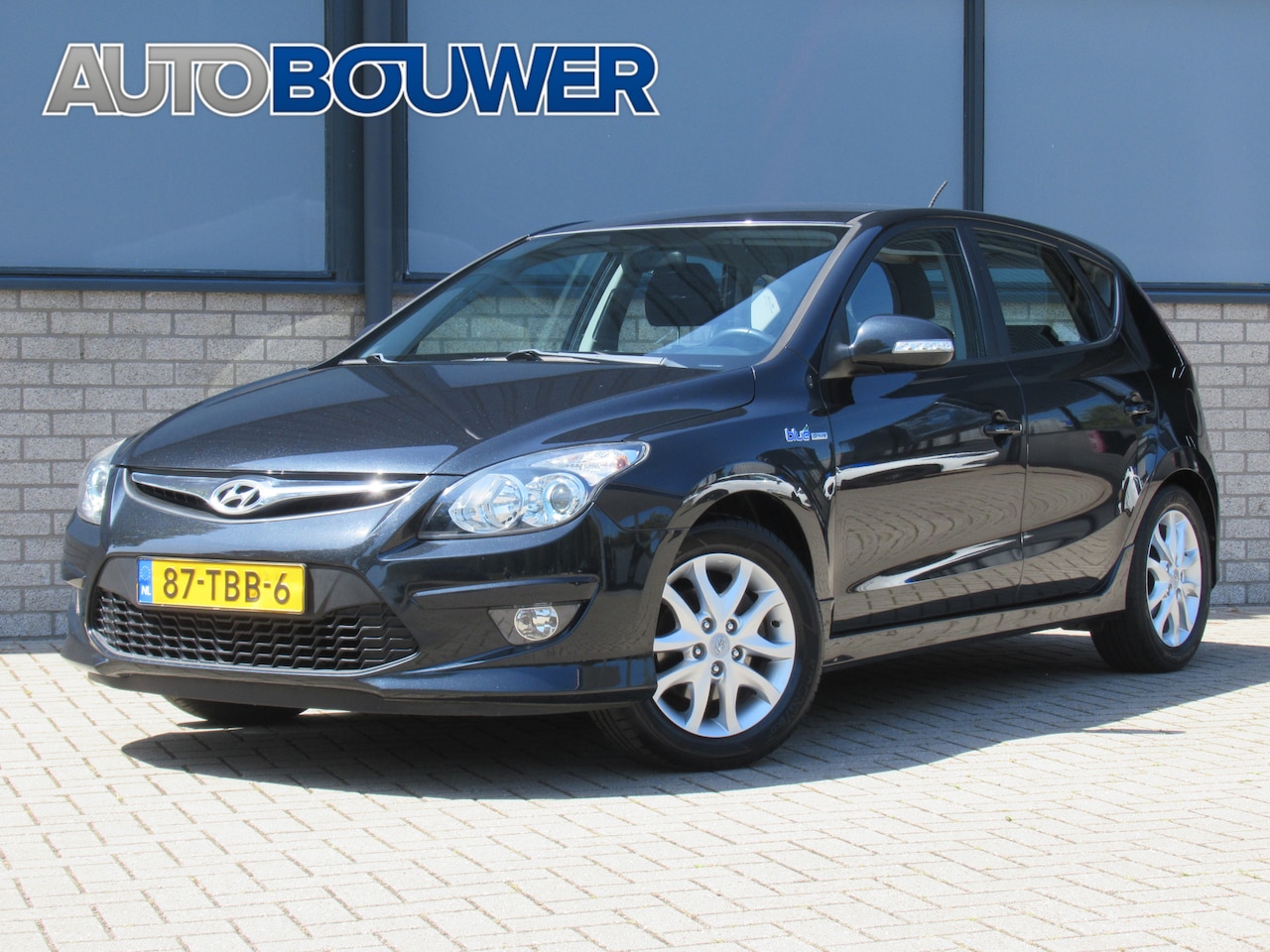 Hyundai i30 - 1.6i i-Motion 2e eigen | dealer onderh | cruise | clima | LM velgen - AutoWereld.nl