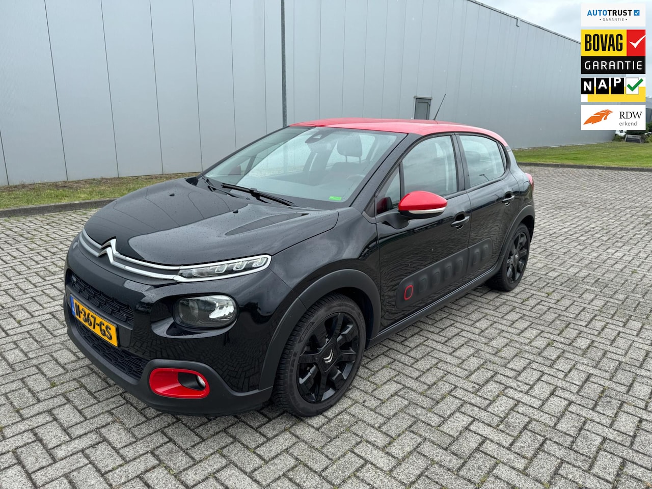 Citroën C3 - 1.2 PureTech S&S Shine 1.2 PureTech S&S Shine , airco, navigatie, afneembare trekhaak - AutoWereld.nl