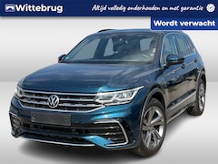 Volkswagen Tiguan - 1.4 TSI eHybrid 245PK R-Line Business+ / Zwenkbare Trekhaak / R-Line Exterieur + Interieur