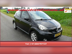 Toyota Aygo - 1.0-12V Comfort, 4-deurs, Airco, Elec.pakket, Stuurbekrachtiging