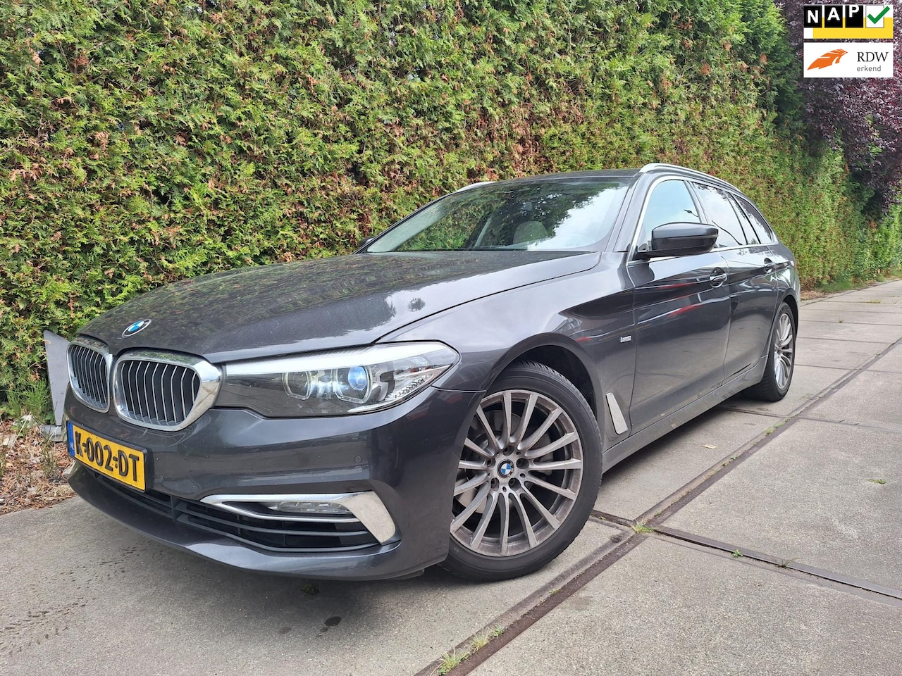 BMW 5-serie Touring - 520d High Executive 520d High Executive - AutoWereld.nl