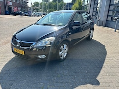 Kia Cee'd - 1.4 CVVT X-tra NWE APK BEURT