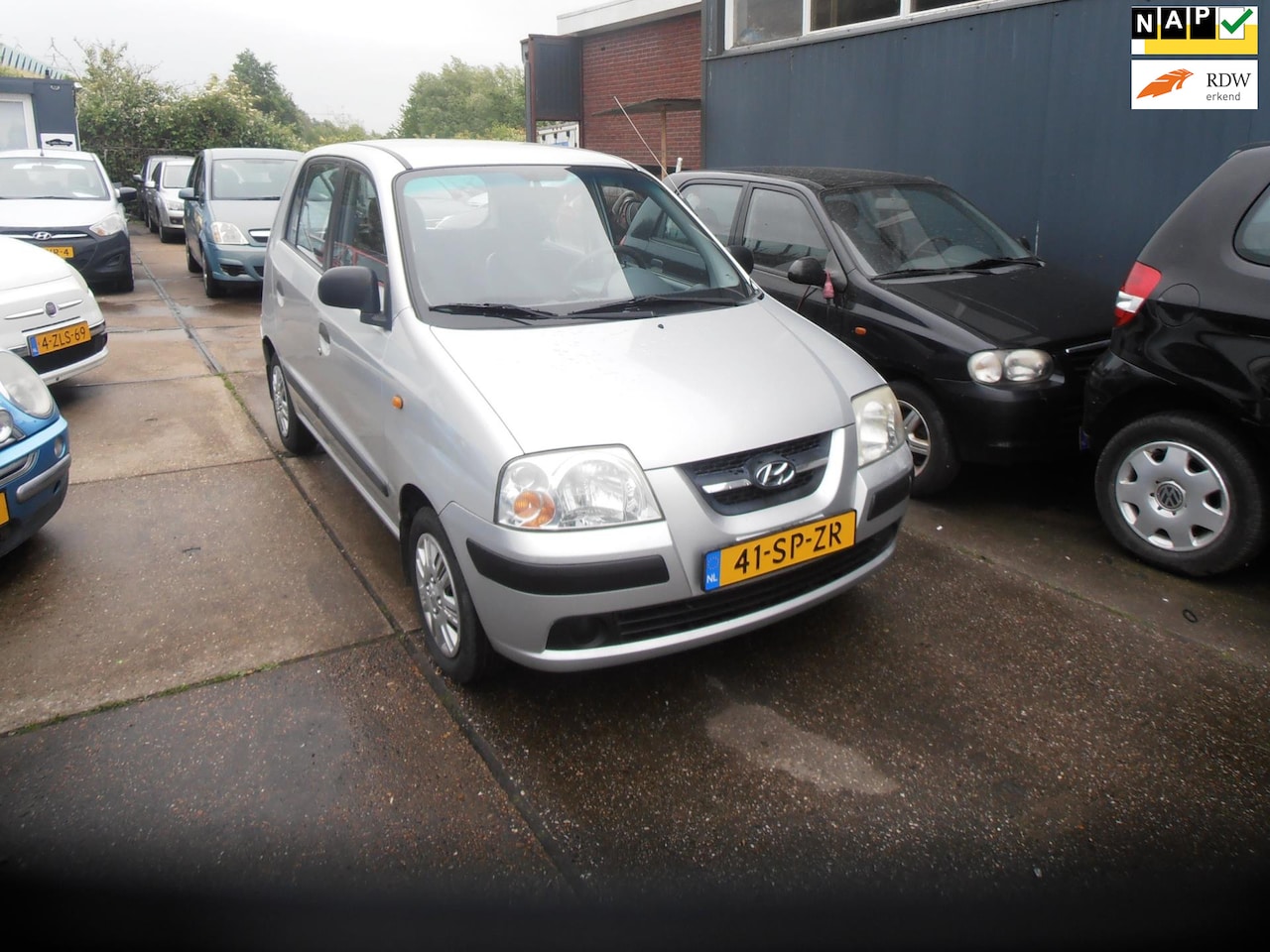 Hyundai Atos - 1.1i Active Cool airco(unieke km)nap apk - AutoWereld.nl