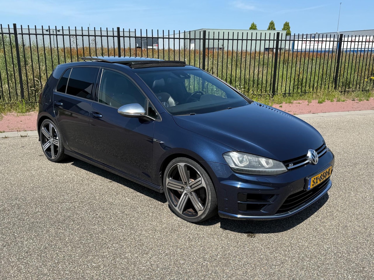 Volkswagen Golf - 2.0 TSI R 4MOTION 2.0 TSI R 4Motion - AutoWereld.nl