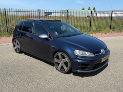 Volkswagen Golf - 2.0 TSI R 4Motion