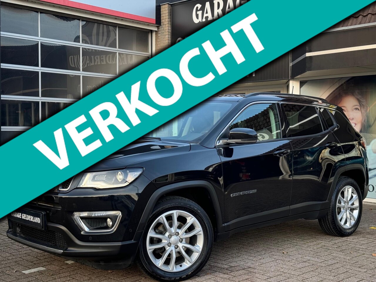 Jeep Compass - 1.3T Limited | Xenon | Full-Led | Navi | Camera | Leder | Cruise | Climate | Full-option! - AutoWereld.nl