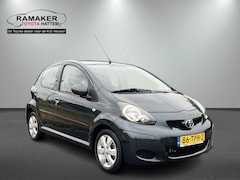 Toyota Aygo - 1.0-12V Aspiration Green Navigator