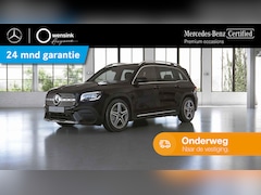 Mercedes-Benz GLB - 200 Premium Plus | AMG | Panoramadak | Multibeam | 19" lichtmetalen velgen | Widescreen |