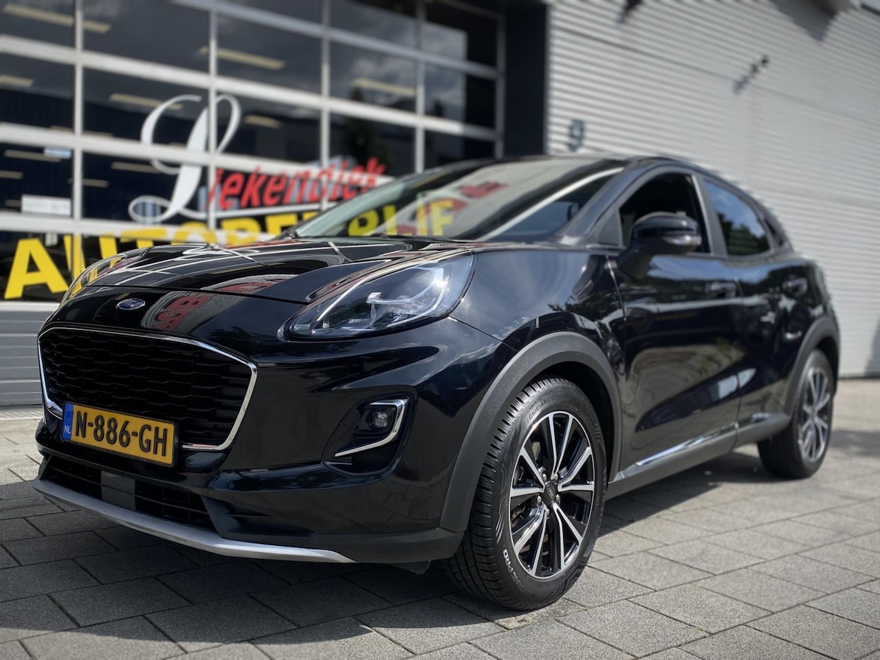 Ford Puma - 1.0 EcoBoost Hybrid Titanium X - Navigatie I Airco I LED / PDC I Sport velgen I Dealer ond - AutoWereld.nl